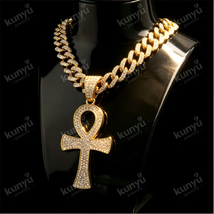 Pandantiv hip hop placat cu aur Pandantiv hip hop placat cu aur